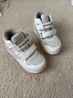 PrincePard white orthopedic Kids Velcro Sneakers